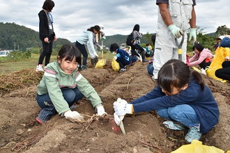 写真：いいなっつ農園収穫祭1