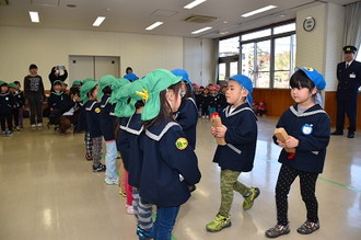 写真：幼年消防クラブ引継式3