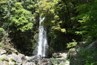 写真：竜吟峡滝