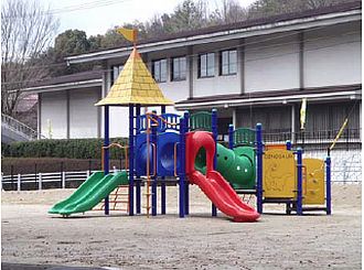 写真:複合遊具