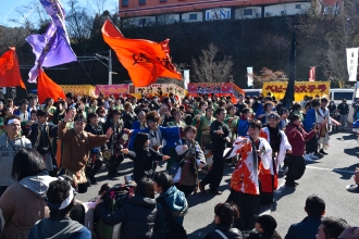 写真：バサラ演舞総踊りの様子