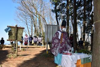 写真：神事の様子