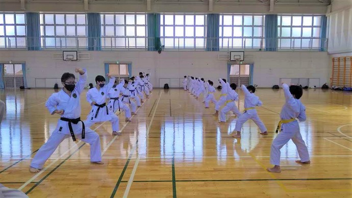 瑞浪小学校空手スポーツ少年団の写真