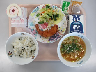 3月4日の給食写真