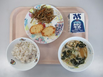 3月11日の給食写真