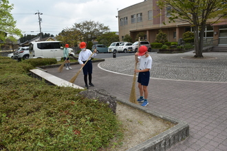 写真：掃除時間の様子