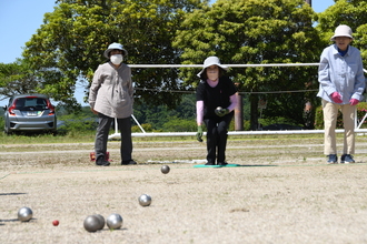 スポーツを楽しむ様子