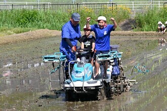田植え機