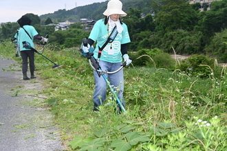 草刈りの様子